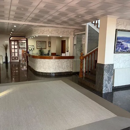 La Lanzada Hotel