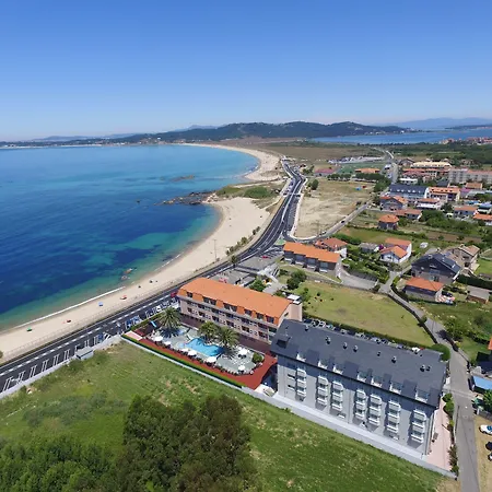 מלון La Lanzada Playa de la Lanzada