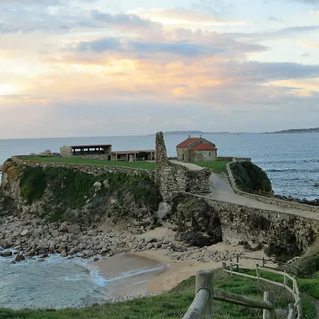 Hotel La Lanzada 2*