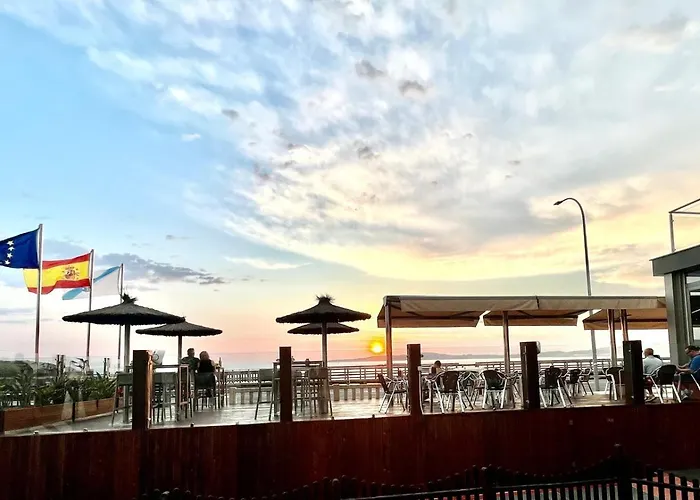 La Lanzada Hotel