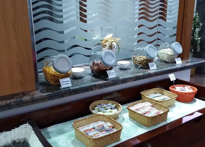 利尔瓦兰扎达酒店 阿兰扎达